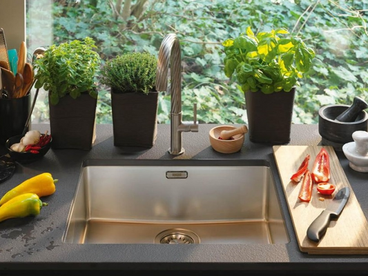 FRANKE Maris square stainless steel sink (34cm to 70cm wide) Maris不銹鋼方星盤(尺寸由34cm至70cm)