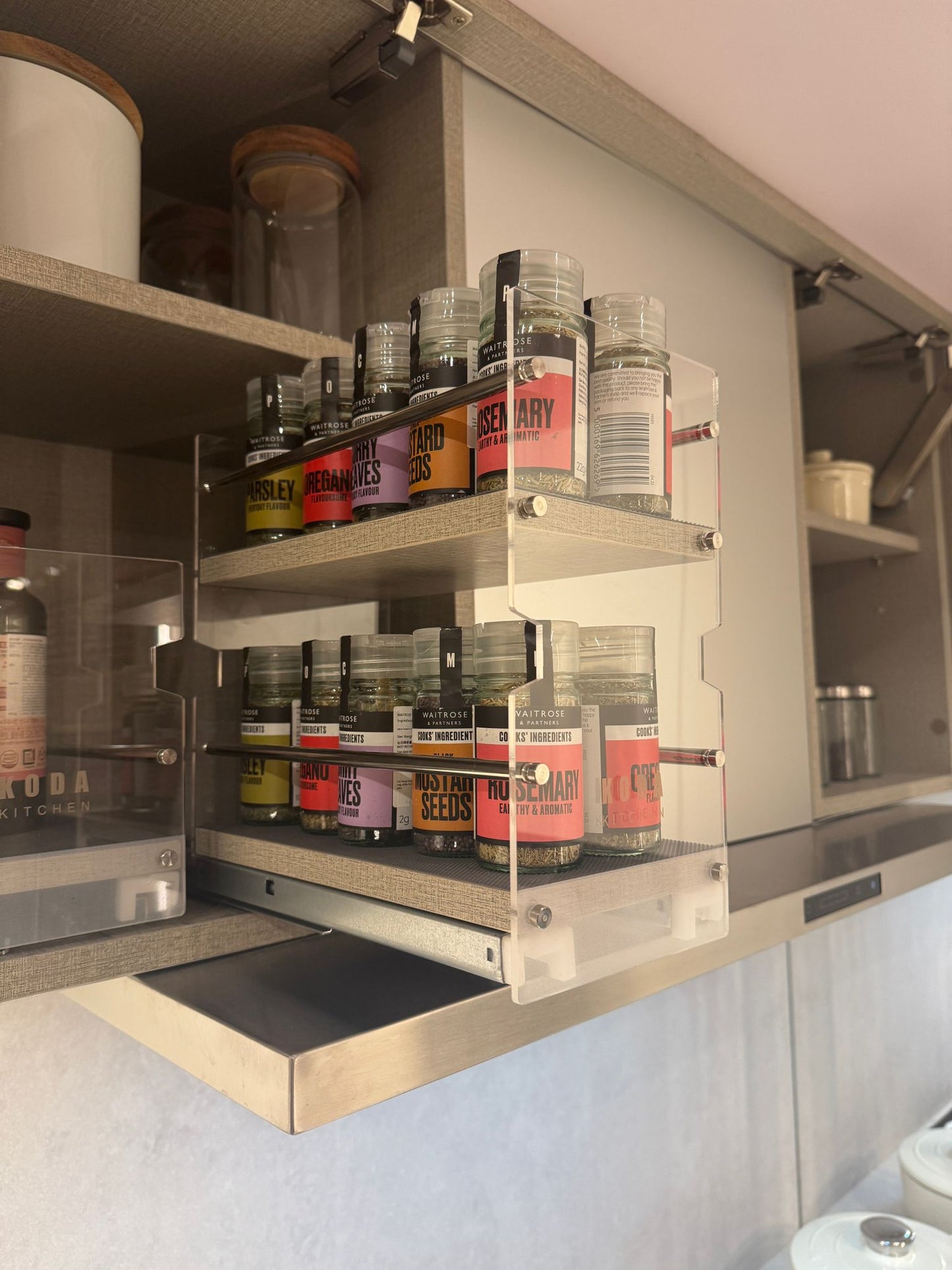 【預購Pre-order】Pull-out spice rack for wall unit, soft-closing 吊柜用調味瓶拉籃 阻尼關閉